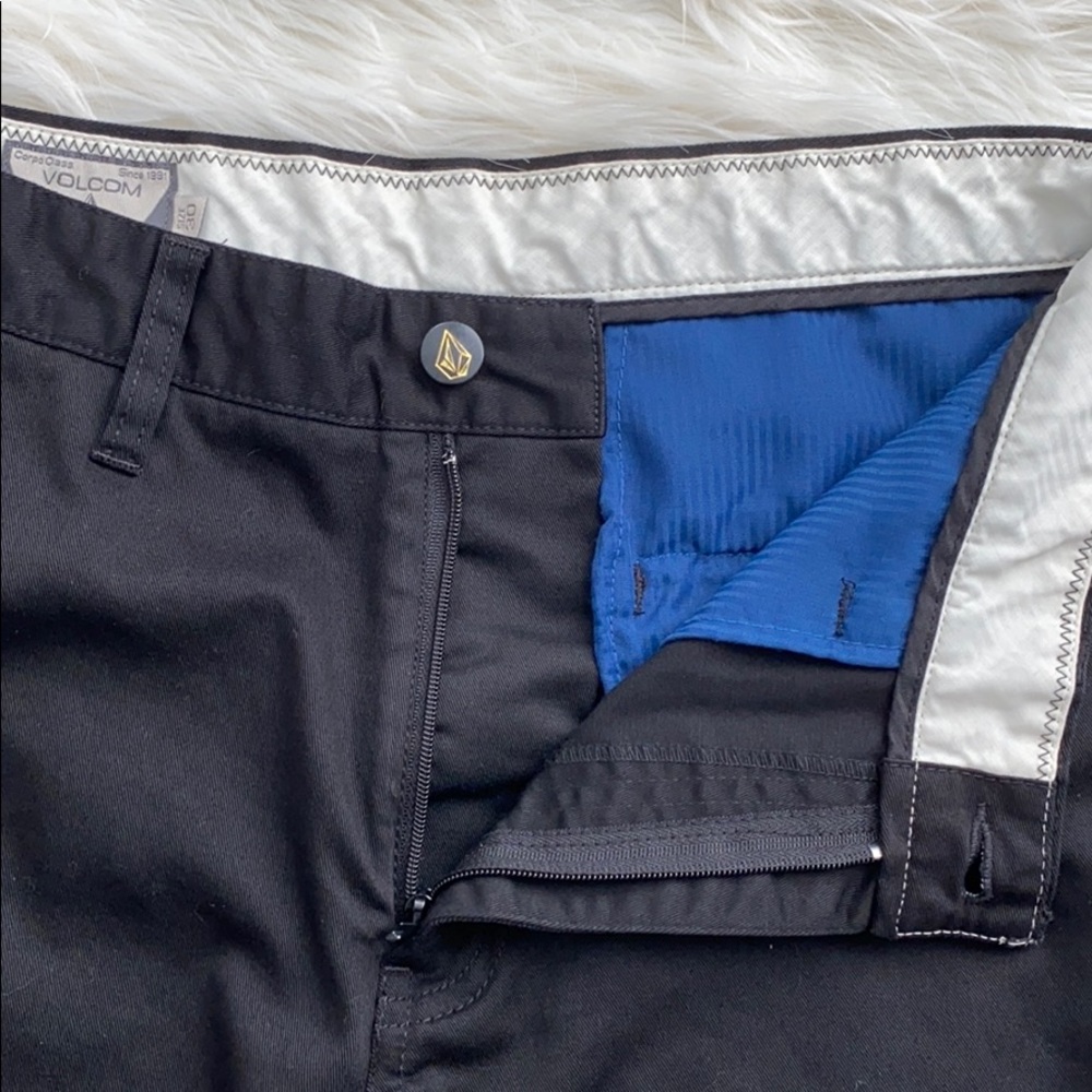 Volcom | VMONTY Shorts - Picture 5 of 11